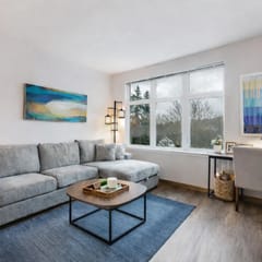 Airconditioned Corporate 1BR 1BA Den Redmond Fit for Long Stays