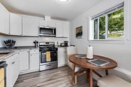 New Remodeled 1BR/1BA in DT Tacoma - 1 - Image 3