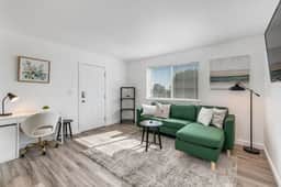 New Remodeled 1BR/1BA in DT Tacoma - 1 - Image 2