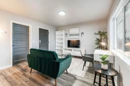 New Remodeled Private 1BR Downtown - 4 - Image 5