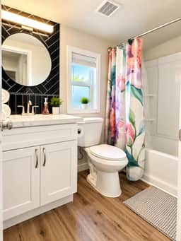 Modern 2BR Beacon Hill Home W/ Parking - B - Image 5