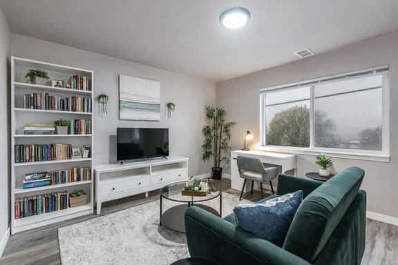New Remodeled Private 1BR Downtown - 4 - Image 1