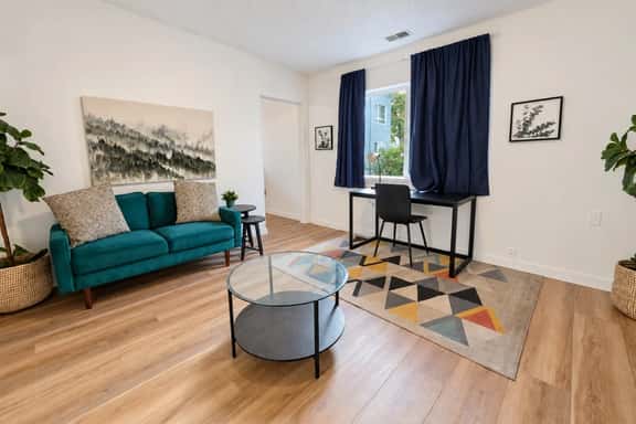 Lovely 1BR Private Downtown Hub - 10 - Image 1