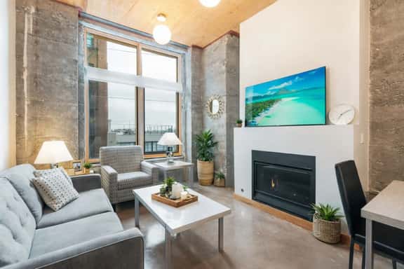 Modern, Lux Tacoma 2BR/2BA Fit for Long Term - 21 - Image 1