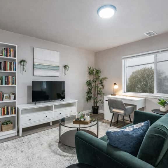 New Remodeled Private 1BR Downtown - 4 - Image 1